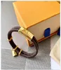 Bracelet rond en cuir PU marron avec tête de verrouillage en métal, boîte cadeau au détail, Stock SL059220186, 2023