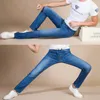 Jeans para hombres Estilo clásico Hombres Verano Thin Business Casual Stretch Slim Denim Pantalones Azul claro Pantalones negros masculinos