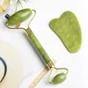 2in1 Set verde Jade Roller Guasha Scraper Tools Arts and Crafts Stone Face Massager para el cuello Jawline Cuidado de la piel CCJ2101