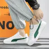 Scarpe eleganti Moda Bianco Verde Scarpe da skateboard Uomo Donna Comfort Pelle Designer Sneakers Uomo Scarpe sportive antiscivolo Cesti Hommes 231212