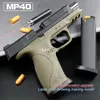 Mp40 laser blowback brinquedo pistola escudo ejeção brinquedo arma blaster lançador manual elétrico para adultos meninos jogos ao ar livre
