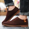 Scarpe eleganti in pelle scamosciata di alta qualità mocassini da uomo morbidi oxford casual maschili formali primaverili stile allacciatura da uomo