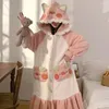 Dames nachtkleding herfst en winter kawaii meisje koraalfleece verlenging verdikking nachtjapon thermische pyjama cartoon badjas met capuchon