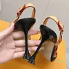 Women Designer Sandals Fashionable Classic Letter Plum Heel Pointed Fine Ribbon Sandal Leather Sole Non Slides Ladies Outdoor Shoes