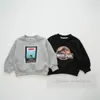 Enfants dessin animé sweat-shirt garçons filles lettre requin dinosaure imprimé pull mode enfants épaissir vêtements décontractés chauds Z5985