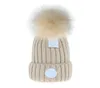 Beanie Cap Mens Designer Bucket Hats New Fashion Women Warm Winter Beanie Large Faux Fur Pom Poms Bobble Hat Outdoor M21436649