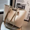 Evening Bags Large Vintage Women's Tote Handbags Beige Messenger Bag Elegant Crossbody Bag Brown Shoulder Bags Office Ladies Messenger Bags 231213