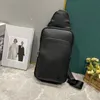 Hommes bandoulière sac à bandoulière décontracté sport sacs à bandoulière mâle poitrine Pack taille sac de luxe messager mode sac à main véritable Taiga cuir toile