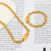 Colar de pulseira de dominó gargantilhas, jóias de fivela elegantes e versáteis estilo europeu e americano quadrado interligado em aço inoxidável