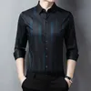 Chemises habillées pour hommes Mode Hommes Rayé Chemise lisse Printemps Automne Manches longues Lâche Mâle Vêtements Streetwear Casual Vintage Business Bureau Tops 231212