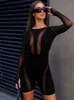 Женские комбинезоны Rompers Hugcitar Черный с коротким рукавом в стиле пэчворк, прозрачная сетка на молнии, сексуальный облегающий комбинезон, осенняя мода, уличная одежда, комбинезон для ночного клубаL231212