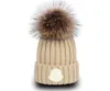 New Fashion Designer hats Men's and women's beanie fall/winter thermal knit hat ski brand bonnet High Quality plaid Skull Hat Luxury warm cap U-16