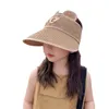 Bérets 2023 Style coréen Chapeau pour enfants Lettres mignonnes Standard Petites oreilles Protection solaire Air extérieur Top Big Brim Paille T