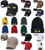 Projektanci Snapbacks Ashion Street Black Balls czapka czapka dla mężczyzny Kobieta Regulowane czapki duże oczy Knitte Hats2348210
