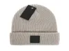 2022s malhas chapéus para homens esporte com gorro feminino gorro de lã de malha chapéu gorro Skullies quente Rangers chapéu de inverno Pompom Beani3856298