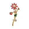 Brooches High End 18k Gold Plated Pearl Flower Brooch Pins For Women Fashion Exquisite Colour Enamel Dress Breastpin Suit Ornament