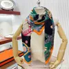 Foulards Designer Automne et hiver Nouveau haut de gamme Écharpe de velours populaire Cachemire Soie Laine Écharpe carrée Châle chaud Style mince NK27