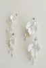 Boucles d'oreilles à fleurs en céramique blanche, ensemble de bijoux de mariée, perles d'eau douce, fleurs, boucles d'oreilles florales, breloque à la mode, goutte longue Drop4414200