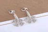 S925 Silver Charm Drop Earring med alla diamanter och blommor Design Hollow Design för kvinnor Bröllopsmycken Gift Have Box Sta3074537