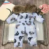 Merk pasgeboren baby jumpsuit winter warme kinderen designer kleding maat 75-110 beren patroon afdrukken kap haar down boy girl overjas dec05