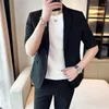 Abiti da uomo 2023Alta qualità (pantaloni blazer western) Bello abito a maniche corte versione coreana Slim blazer primaverile ed estivo Set a due pezzi