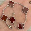 Bijoux de créateurs Van Four Leaf Clover Bracelet Cleef Braclet Van Clover Bracelet 2024 Nouveau Double Face Fourleaf Cinq Fleurs Femmes DIY USA High Street Acier Main Juif