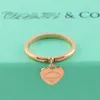 Fabbrica intera lettera d'amore in acciaio inossidabile anello coda cava pendente anello oro argento rosa per coppia Gift259Q