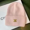 Tasarımcı Celi Zafer Zafer Kemeri Şapka Şapka Erkekler Ark Şapkaları Yün Kadın Tasarımcı C Şapkalı Balıkçı Beanie Kova Erkek Şapka Moda Celi Şapka Unisex Örme Şapka Noel Gif i1ci