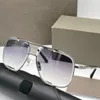 Sonnenbrille für Männer und Frauen, quadratisch, MACH FIVE-Stil, Anti-Ultraviolett, Retro-Platte, Vollformat-Brille, zufällige Box