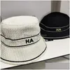 Large Brim Chapeaux Seau Designer De Luxe Noir Hommes Casquettes De Baseball Blanc Tissé Femmes Mode Pêcheurs Chapeau Automne Fedora Ajusté Sun Dro Otokm