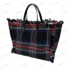 Sacs de soirée Europe et Amérique Voyage de luxe Sac pour femme de grande capacité Nouveau sac à main à pompon fait à la main Mode Loisirs Broderie Sac à main en feutre T231214