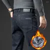 Jeans pour hommes mode brossé Stretch décontracté droit confortable chaud mâle vêtements épais polaire Denim pantalon