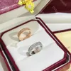 Anéis de diamante de designer clássico para casal de alta qualidade anel de amor homens mulheres anel de noivado luxo jóias amantes presente de natal com caixa