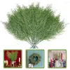 装飾的な花人工杉小枝フェイクパインブランチの茎の葉シミュレーション小枝パーティープロップガーランドクリスマスリース