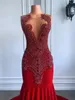 Ny Long Prom -klänning 2024 Luxury Sparkly Pärled Diamond Sexig Mermaid Sheer Top Black Girl Red Velvet Evening Formal Birthda Gala Bowns Robe de Soiree