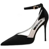 Klänningskor Kvinnor 2024 Thin Heel Hollow Pointed Sexy Sandals Rhinestone High-Heeled Elegant Black High Heels 7cm 9cm