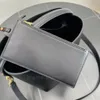 Diseñador de lujo nuevo bolso hobo tipo cubo LE 37 bolso de cuero con hebilla de gancho bolso de hombro para mujer mini bolso con espejo en diagonal bolso de mano suave LE57A Bolsos populares Bolso cruzado