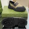 MOCASSINO MAXI DA DONNA DA UOMO pelle nera e tela 73977 mocassino di marca di lusso calzature design tradizionali con elementi inaspettati motivo storico per una nuova stagione