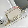 Handbag Saddle Small Designer Leather Purse Square Valenttiinos Top Diagonal End Womens Bag Round Layer Cowhide Chain High Bags NNC7