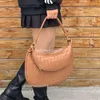 Bolsa feminina designer bolsa feminina vbottega nova moda na moda gemelli bolsas de ombro tecido à mão couro axilas pulso reto akdb