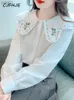 Blouses Femme Chemises CJFHJE été nouveau Vintage brodé fleur Jacquard chemise femmes mode romantique doux Style polyvalent simple boutonnage chemise L231214
