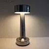 Lampes de table LED lampe de Table capteur tactile lampe de bureau Rechargeable sans fil veilleuse pour chambre hôtel Restaurant décoration veilleuses YQ240316