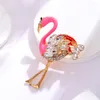 Broches 2023 mignon girls simples broches strass de flamants flamants animaux alliés corsage pour femmes accessoires de bijoux de mode