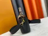 2023 Luxury Designer Bag Mini Handväska Djupt färgat läder i kombination med löstagbara breda axelremmar för axel baksida handväska 5A