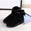 2023 Nouvelles femmes bottes de neige style imperméable en cuir de vachette en daim hiver dame en plein air chaud 2 arcs bottes marque hiver bottes décontractées pour femmes