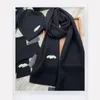 2023 Nya eleganta män Kashmiredesigner C Letters Scarf Hat Glove Set Soft Touch Warm Wraps med logotagar Vinterlånga sjalar och Hatsgloves -uppsättningar