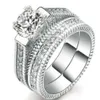 2 15-Karat-Luxus-Sets aus hochwertigen Diamanten, eingelegt mit einem Ring aus 14-karätigem Weißgold223I