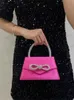 Bolsas de noite Bolsas de embreagem francesas vintage para mulheres 2023 Bow Diamonds Silk Satin Square Bags Chain Crossbody Bags Bolsa Celular Bolso T231214