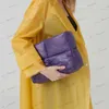 Sacos de noite Mulheres Puffy Acolchoado Tote Xadrez Algodão Bolsa De Ombro Macio Couro Grande Bolsa Feminina Inverno Sólido Underarm Bags Bolsas 2022 Ins T231214