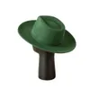 Chapeaux à large bord seau en gros femmes hommes laine Fedoras coloré solide casquette classique Couple Panama chapeau 231213